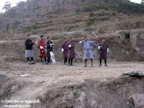 бутанских мужчин