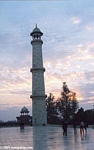 Taj Mahal minaret